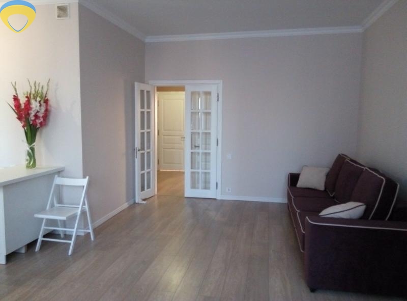 продажа трехкомнатной квартиры номер A-174361 в Приморском районе, фото номер 5